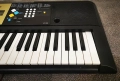 синтезатор клавир YAMAHA YPT-220 пиано с 5 октави , снимка 8