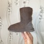 оригинални  боти/ботуши  UGG AUSTRALIA CLASSIC Short  S/N 5825 номер 40, снимка 4