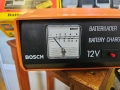Зарядно за акумулатор BOSH KL 123 M 12V 4Amp. Автомобилно зарядно.  В отлично техническо и визуално , снимка 5