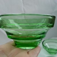 Стъклени купички зелено стъкло , снимка 5 - Антикварни и старинни предмети - 34804553