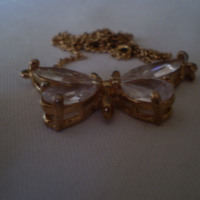  Колие Медальон пеперуда шлифован кристал, снимка 8 - Колиета, медальони, синджири - 36525363