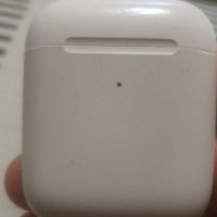 Apple airpods, снимка 1 - Слушалки и портативни колонки - 43699814