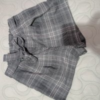 НМ страхотни панталони , снимка 1 - Къси панталони и бермуди - 38076738