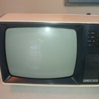 Продавам телевизор "ЮНОСТЬ-402 B" с ръководство за експлоатация,електрическа схема и текстилен калъф, снимка 2 - Телевизори - 27351507