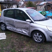 Renault Scenic, снимка 2 - Автомобили и джипове - 6304426