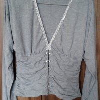Блуза 10лв. , снимка 4 - Блузи с дълъг ръкав и пуловери - 26682669