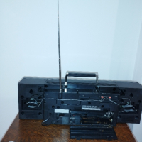 Радиокасетофон Шарп, снимка 6 - Радиокасетофони, транзистори - 44897645