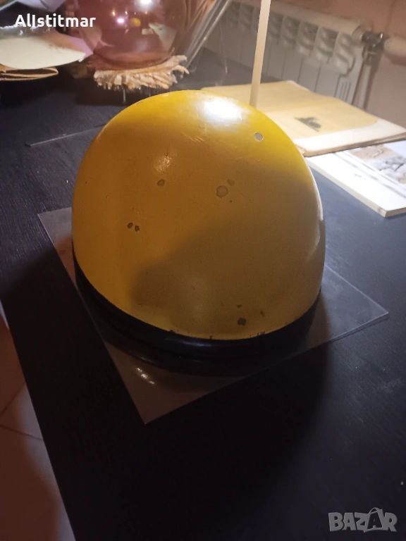 Ретро каска за мотоциклет, жълт цвят, снимка 1