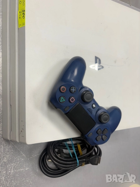 Ps 4 pro плейстейшън ps 4 pro, снимка 1