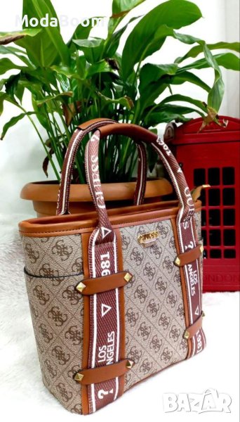 Дамска чанта Guess , снимка 1