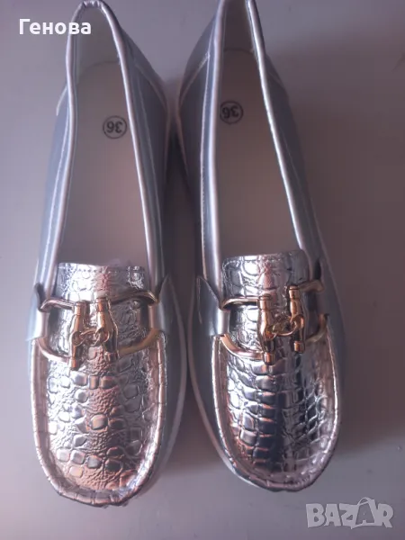 Дамски сребристи мокасини номер 36, снимка 1