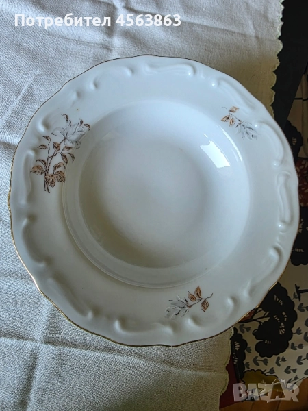 Дълбоки порцеланови чинии , снимка 1