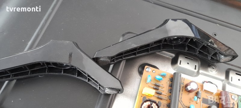 Стойкa за телевизор JVC Модел  LT-32VH3905, снимка 1