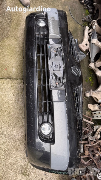 Предна Броня за Renault Megane 2006, снимка 1