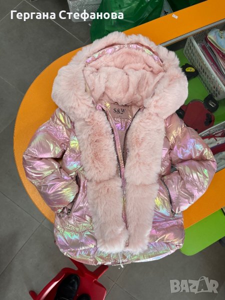 Зимно яке с голямо пухче  Пуха се маха !! Размери -1г.2г.3г.4г.5г.-60 лв Размери -6г.8г.10г.12г.-65 , снимка 1