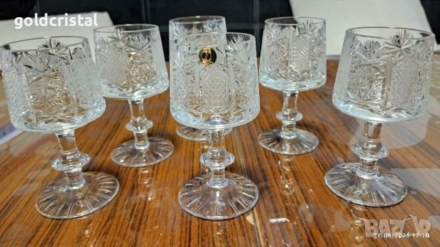 Кристални чаши 