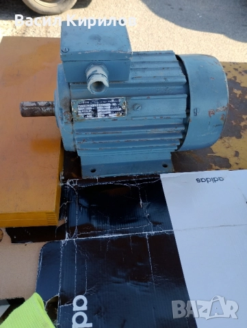 Електро двигател мотор Елпром Троян , снимка 4 - Електродвигатели - 52424348