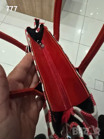 дамски чанти, снимка 4 - Чанти - 47995207