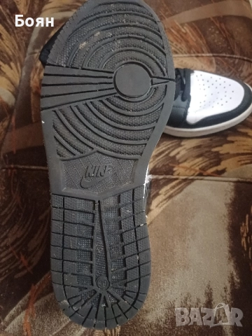 Nike Air Jordan 1, снимка 3 - Кецове - 51501391
