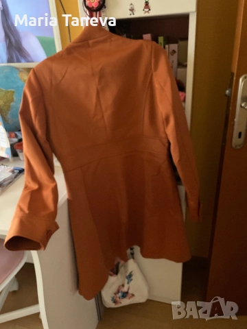 Дамско манто, снимка 2 - Палта, манта - 51756938