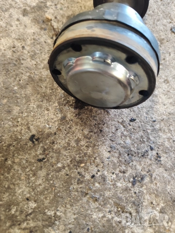 Преден Кардан -Discovery 3 -2008г 190кс-Двигател 2.7, снимка 4 - Части - 53413145