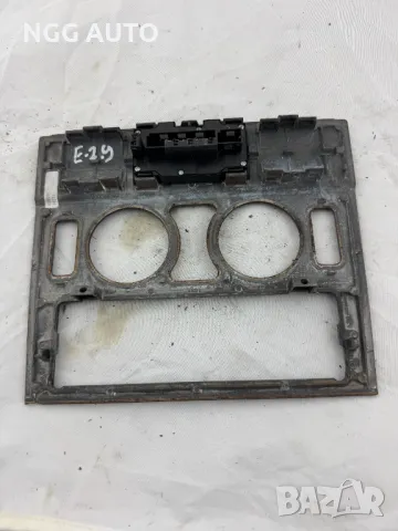 Централна конзола за мерцедес ц класа, снимка 3 - Части - 48760005