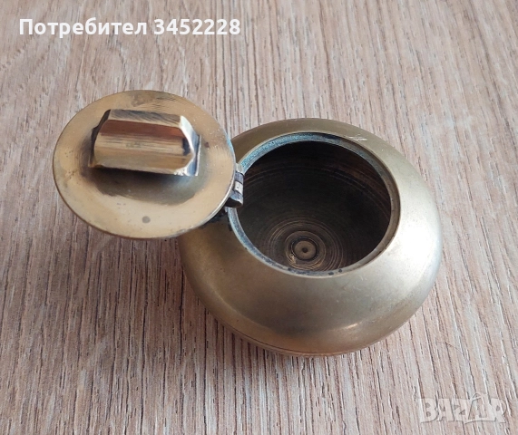 кутийка пепелник ретро от бронз за ценители , снимка 4 - Антикварни и старинни предмети - 52973311