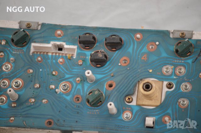 Табло Километраж за Mazda 323 1.7 Diesel 1991 г. , PLD65 C, снимка 11 - Части - 40272867