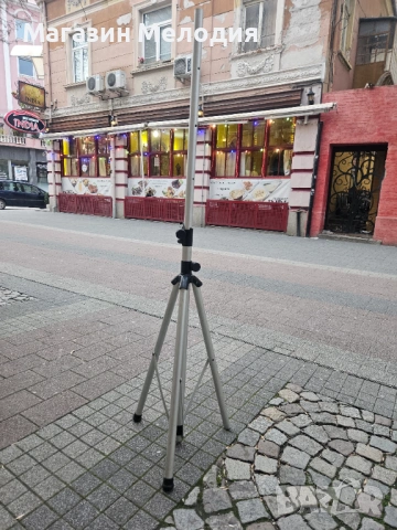 Алуминиева стойка за тонколони В отлично състояние., снимка 2 - Тонколони - 52401699
