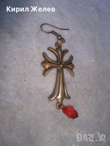 ПОСРЕБРЕНА АРТ КРЪСТОВИДА ОБЕЦА с ЧЕРВЕНО ФАСЕТИРАНО КРИСТАЛЧЕ ПОДХОДЯЩА и за ВИСУЛКА МЕДАЛЬОН 10908, снимка 3 - Обеци - 36903378