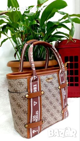 Дамска чанта Guess 