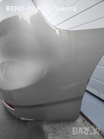 Задна броня с парктроник Corolla Verso 2001-2003 , снимка 2 - Части - 44068000