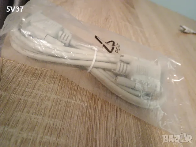 RS-232 кабел,VGA към VGА, 2 м, бял, снимка 2 - Кабели и адаптери - 50011964