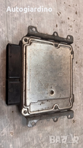 Компютър за двигател / ECU / Моторен компютър за Alfa Romeo 147 - 55198812, снимка 2 - Части - 52539368