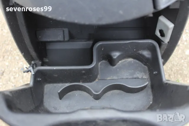 Централна конзола скоростен лост Пежо 807 Peugeot 807 Citroen C8 Lancia Phedra, снимка 3 - Части - 50312896