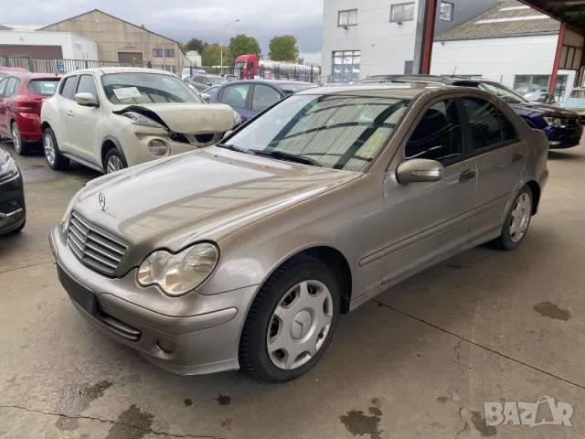 Мерцедес Ц 220 Дизел Фейслифт Седан Златист НА ЧАСТИ 2.2 дизел ОМ646