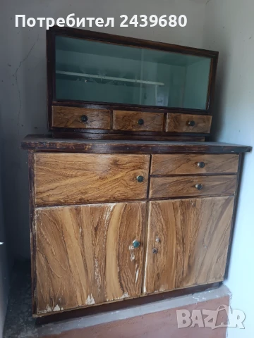 Старинен бюфет, снимка 2 - Бюфети - 50619318