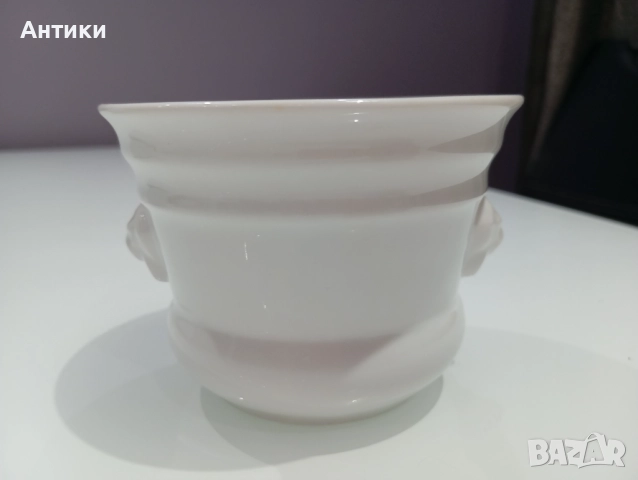 Порцеланова стара кашпа маркирана , снимка 5 - Други - 52564374