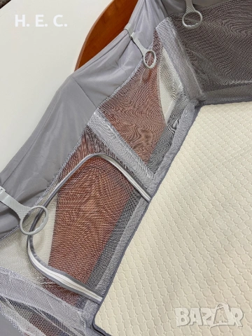 Сгъваема pop up кошара за игра + меко килимче120/120 , снимка 3 - Кошарки - 53417047