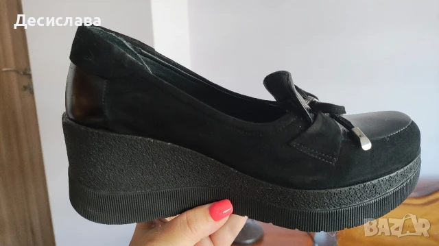 Дамски обувки на платформа 