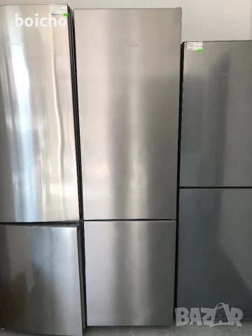 Хладилник Miele с фризер с 3 чекмеджета NoFros , снимка 1