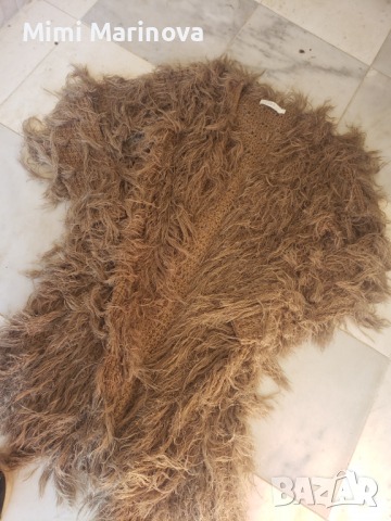 Пухена плетена жилетка, снимка 1