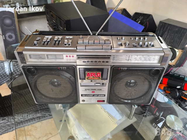 Sharp GF-9494, снимка 2 - Радиокасетофони, транзистори - 52857787