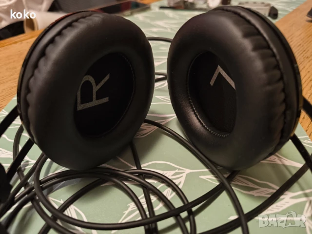 Слушалки студио AKG, снимка 7 - Слушалки и портативни колонки - 51159557