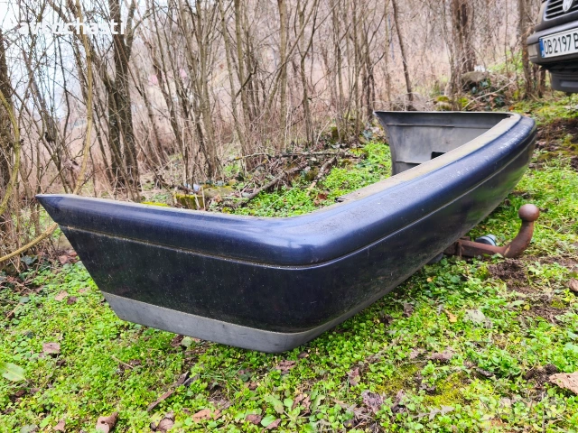 Теглич + Броня за Passat B4, снимка 3 - Части - 53476413