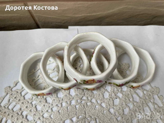 Красиви пръстени от костен порцелан от Англия с декор рози, снимка 5 - Антикварни и старинни предмети - 52405111