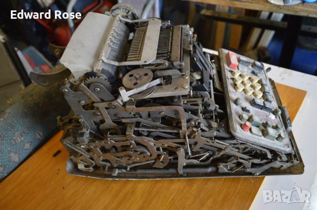 Olivetti Divisumma 24 Оливети стара изчислителна машина за части реставрация, снимка 8 - Антикварни и старинни предмети - 39822960