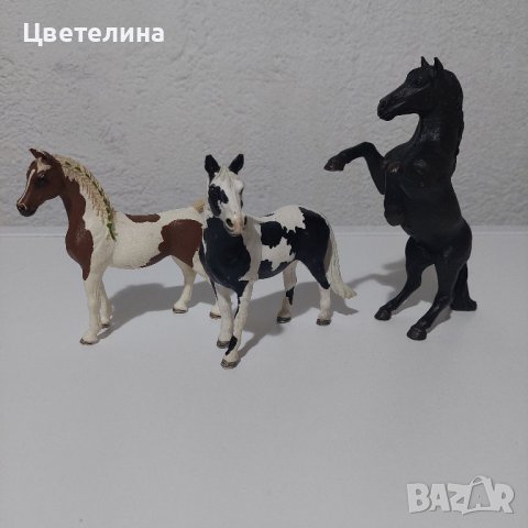 Колекционерски фигури коне Schleich, снимка 4 - Колекции - 43425245