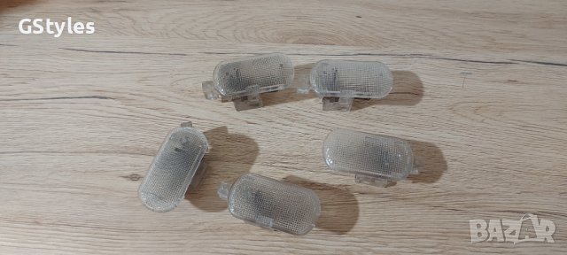 Плафон, лампа за жабка за пасат 4, пасат 5, снимка 2 - Части - 38617122