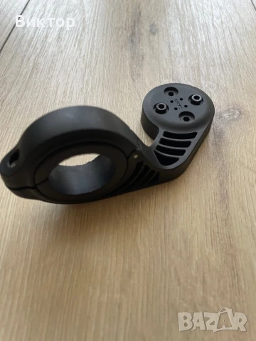 Стойка за вело-компютър Garmin, снимка 2 - Аксесоари за велосипеди - 50936506